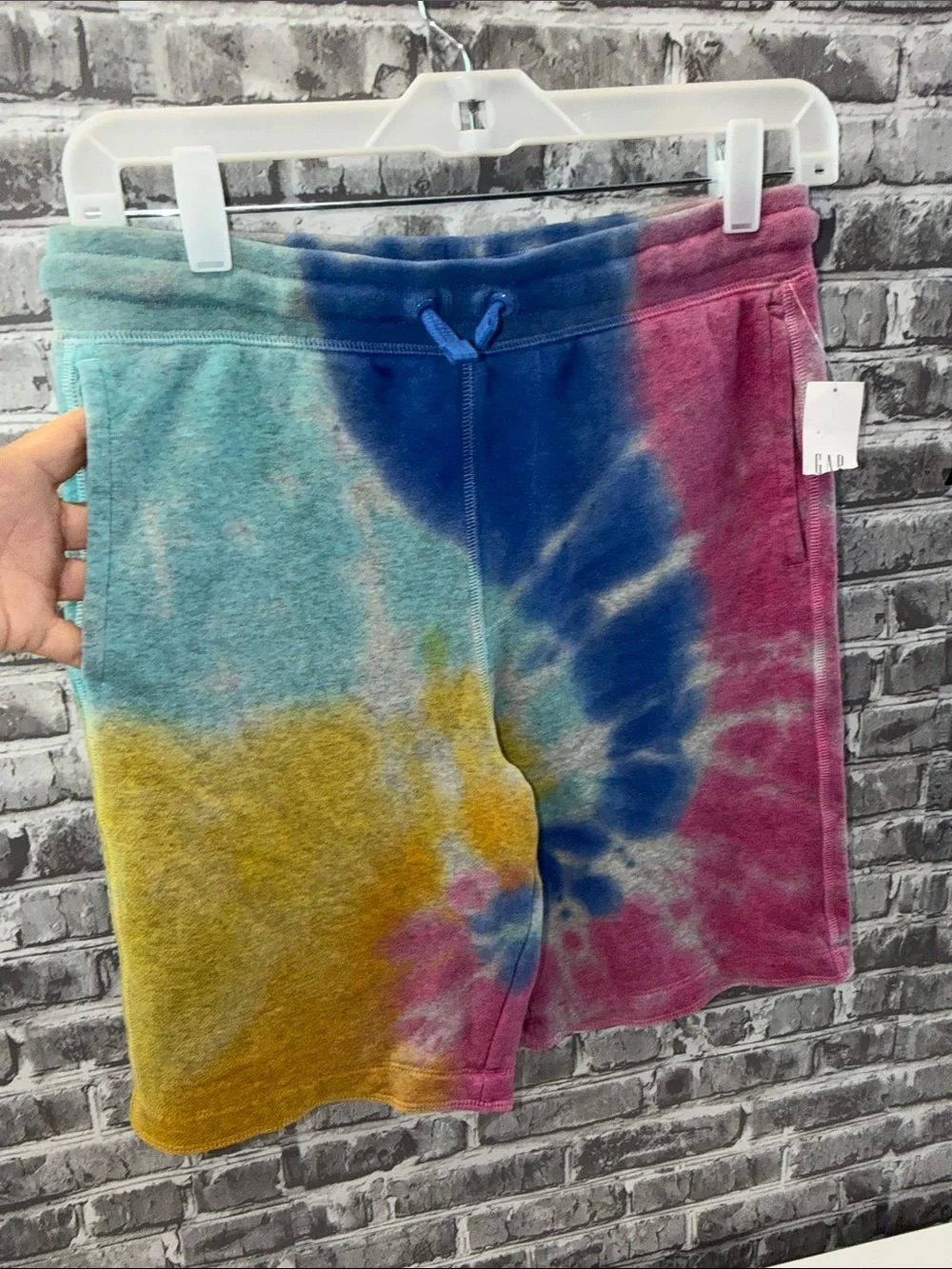 GAP nwt colorful